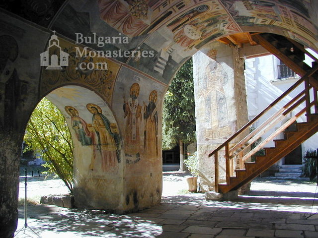 Бачковски манастир  (Снимка 12 от 30)
