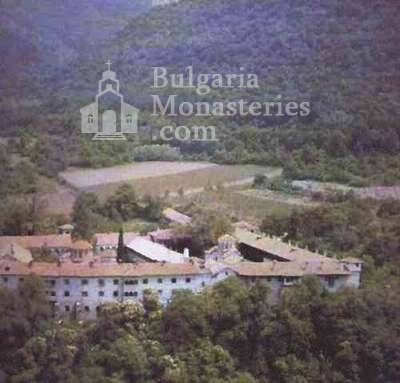 Бачковски манастир  - Изглед към манастира (Снимка 27 от 30)