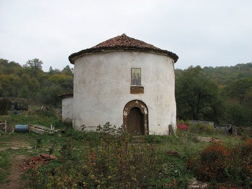 Гигински манастир (Снимка 4 от 4)