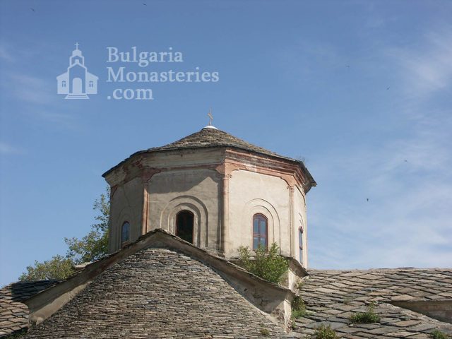 Горноводенски манастир - Куполът на църквата (Снимка 8 от 20)
