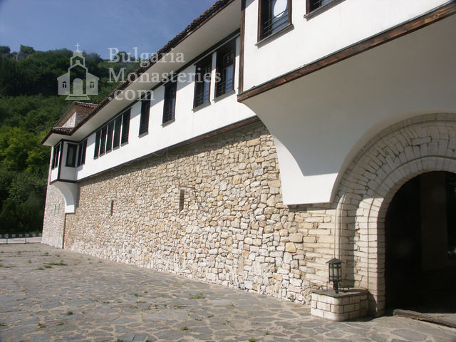 Горноводенски манастир - Манастирските стени (Снимка 15 от 20)