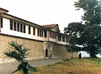 Горноводенски манастир - Манастирските стени