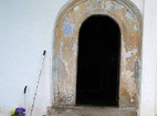 Лозенски манастир - Входът на църквата