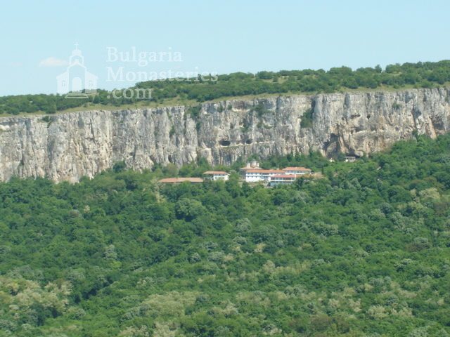Патриаршески манастир (Снимка 2 от 23)