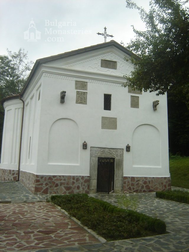 Правешки манастир - Църквата 