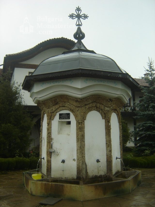 Соколски манастир (Снимка 32 от 40)