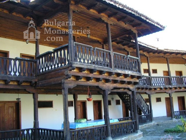 Kilifarevo Monastery - Residential buildings (Picture 16 of 23)