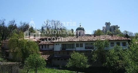 Арбанашки манастир - Изглед към манастира (Снимка 2 от 14)