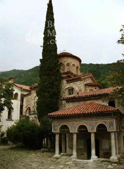 Бачковски манастир  - Църквата ,,Св. Богородица