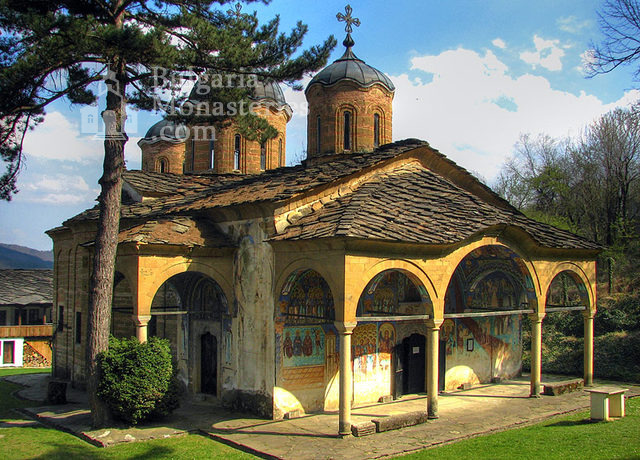 Батошевски манастир - Църквата 