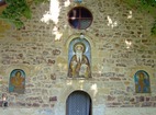Чипровски манастир - Фасадата на църквата