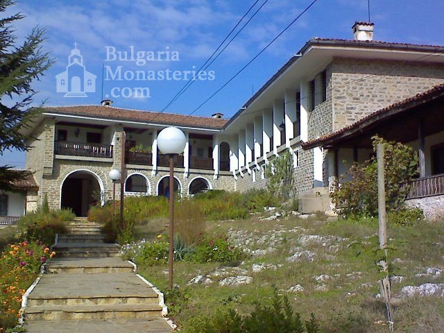 Чирпански манастир  (Снимка 1 от 30)