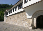 Горноводенски манастир - Манастирските стени