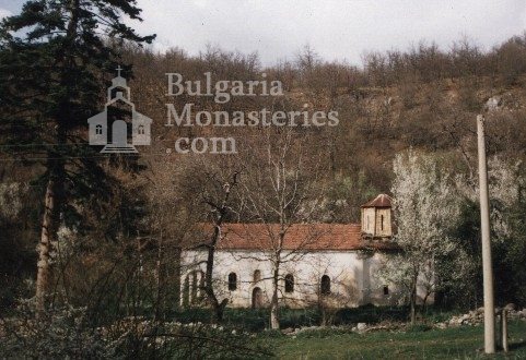 Пещерски манастир - Пещерски манастир (Снимка 1 от 10)