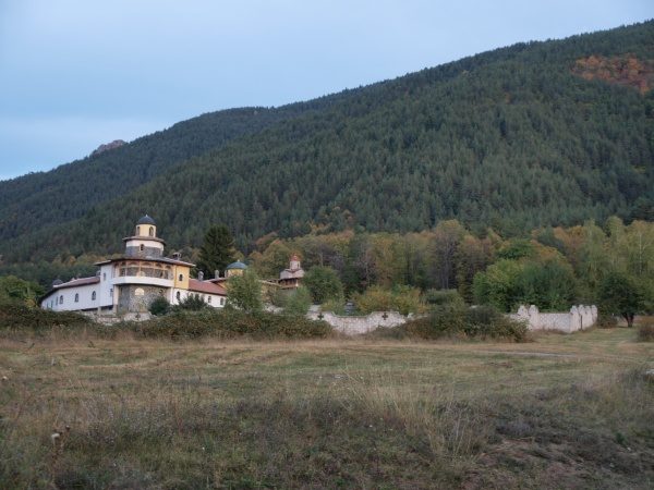 Ресиловски манастир (Снимка 1 от 29)