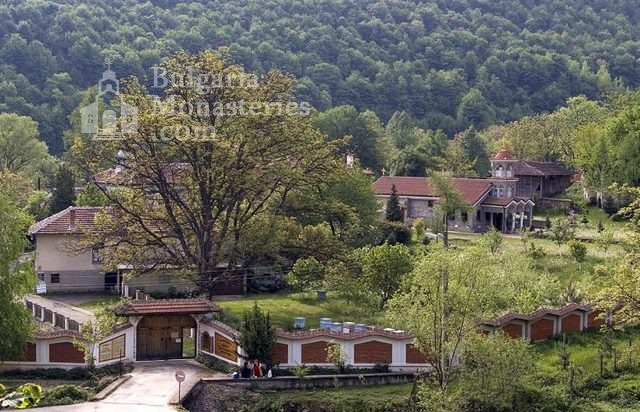 Врачешки манастир (Снимка 1 от 5)