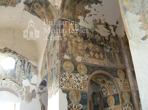 Земенски манастир - Вътрешността на църквата (Снимка 21 от 27)