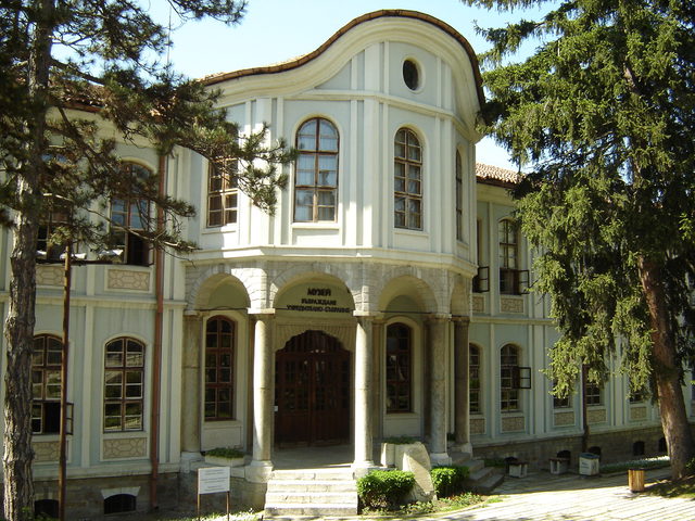 Bulgarian monasteries tour - Veliko Tyrnovo - museum (Picture 11 of 31)
