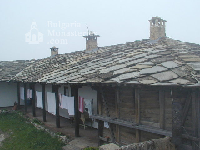Glozhene Monastery (Picture 12 of 33)